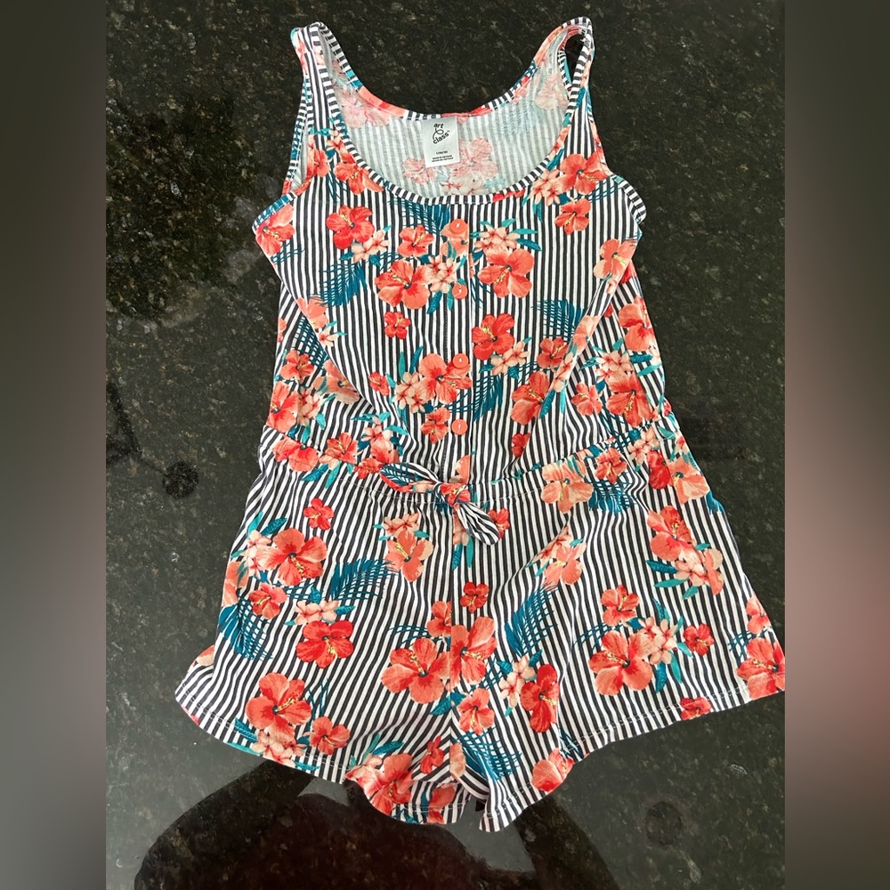 Art Class floral romper! Size L 10/12